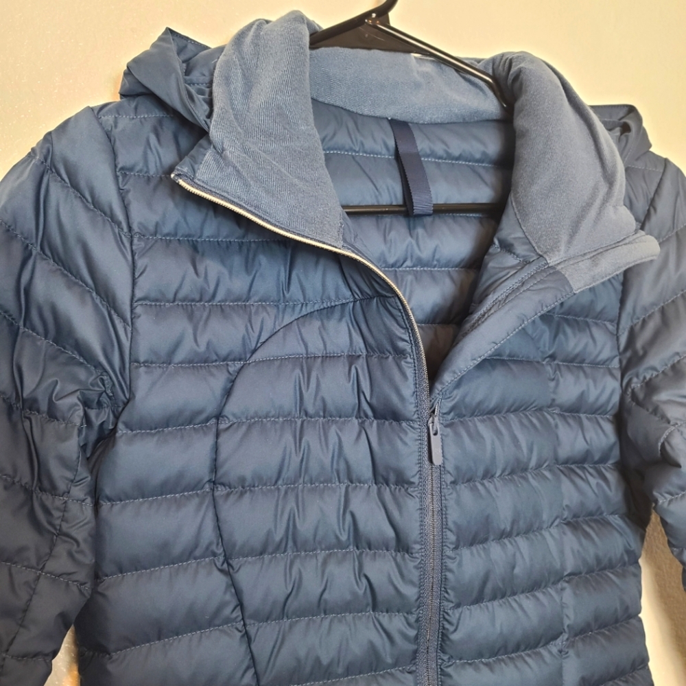 Lululemon Women’s Pack It Down Goose Down Puffer Jacket – Blue – Size 4 - Picture 8 of 12
